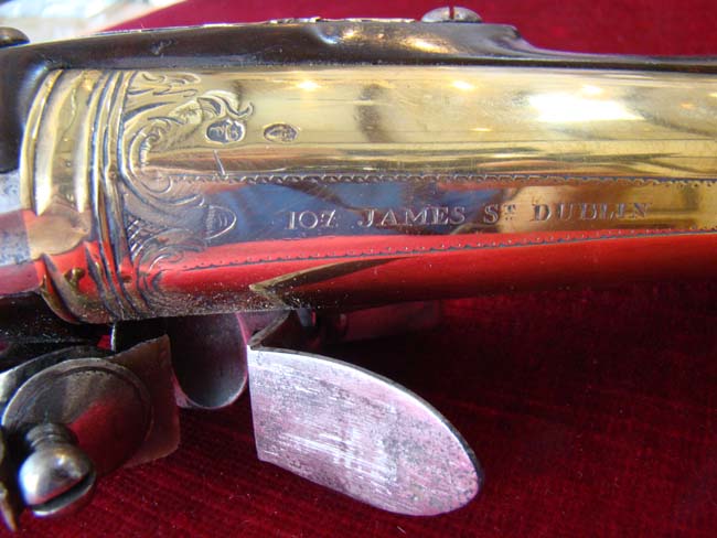 A fine and rare 18th century Irish flintlock coaching blunderbuss with rococco mounts circa 1775 — image 5